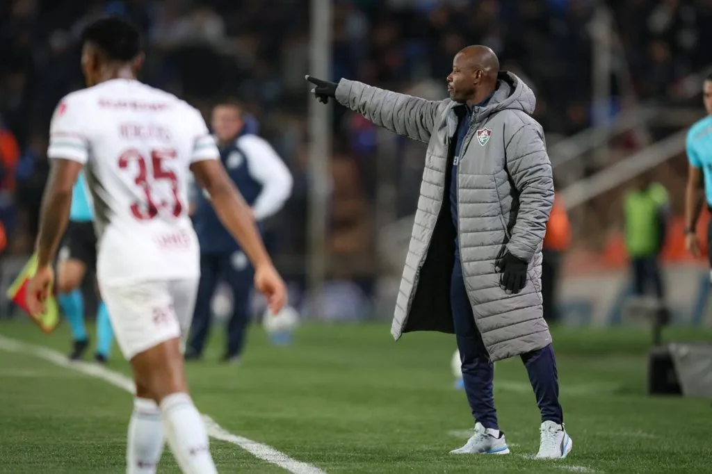 Fluminense perde dois jogadores por lesão muscular para sequência fora de casa