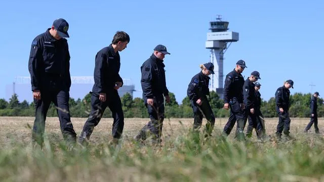 Drohne am Flughafen Leipzig/Halle: Drohnen an Flughäfen verursachten laut Verband Millionenschäden