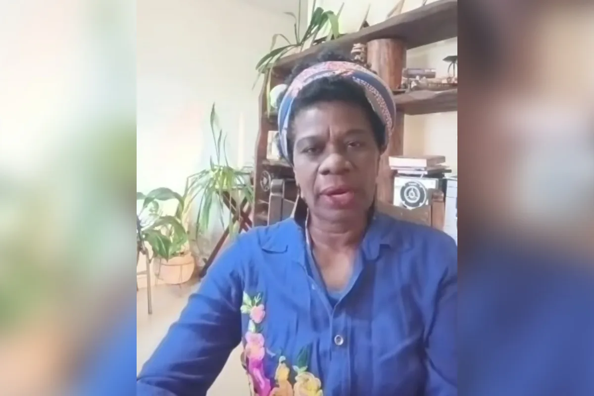 Professora denuncia racismo em padaria de BH: "Devastada moralmente"