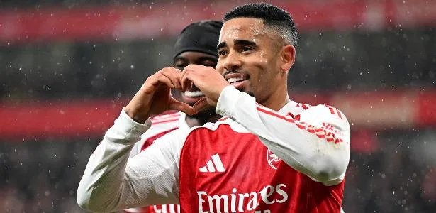 Por que Gabriel Jesus prefere ser reserva do Arsenal a jogar no Napoli?