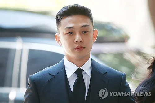 유아인, 빌리언스와 전속계약…"활동 재개 우려 무겁게 인식"