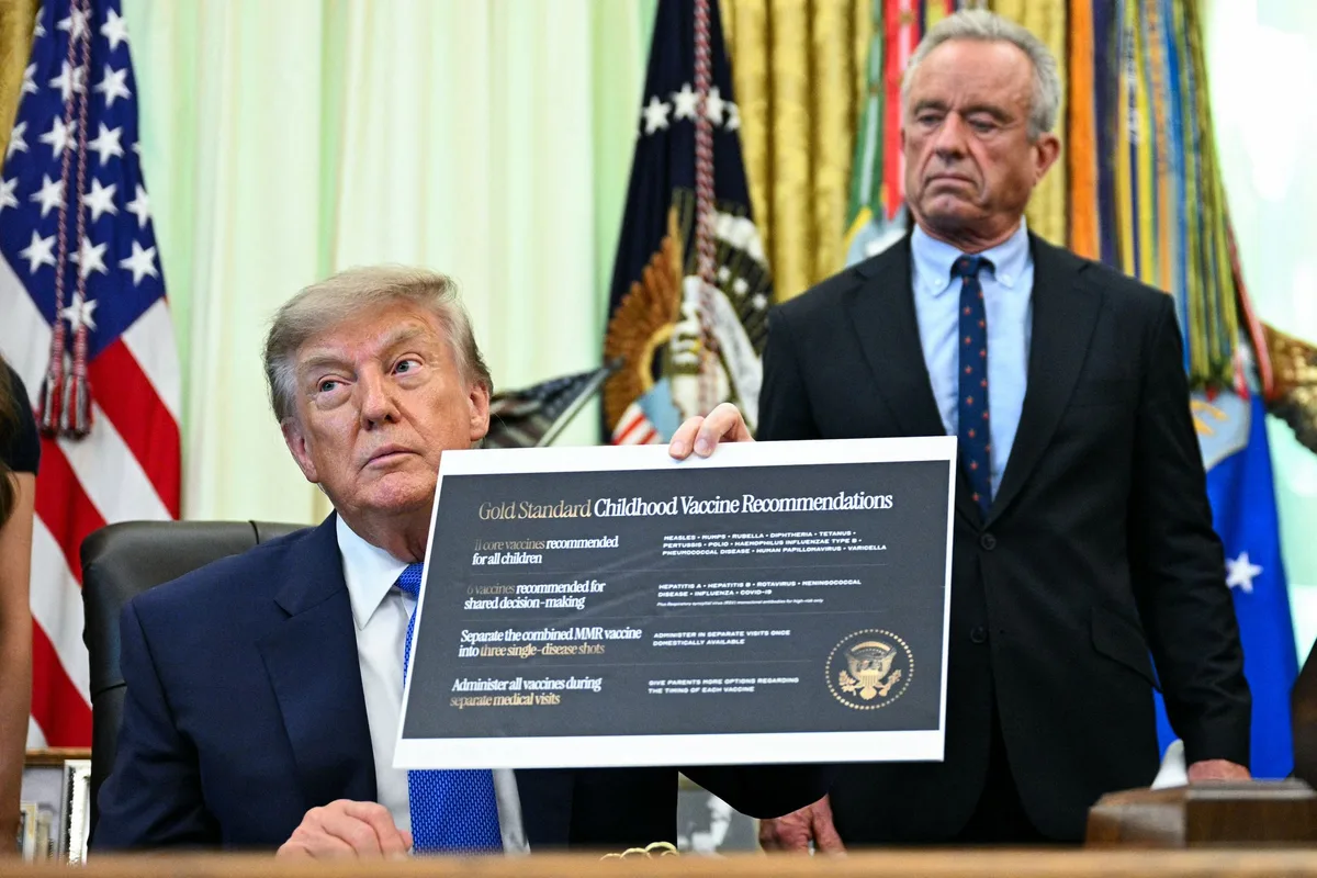 États-Unis : comment Donald Trump démantèle la politique vaccinale américaine