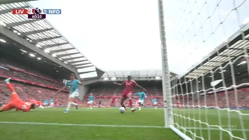 Isak equalises with tap-in