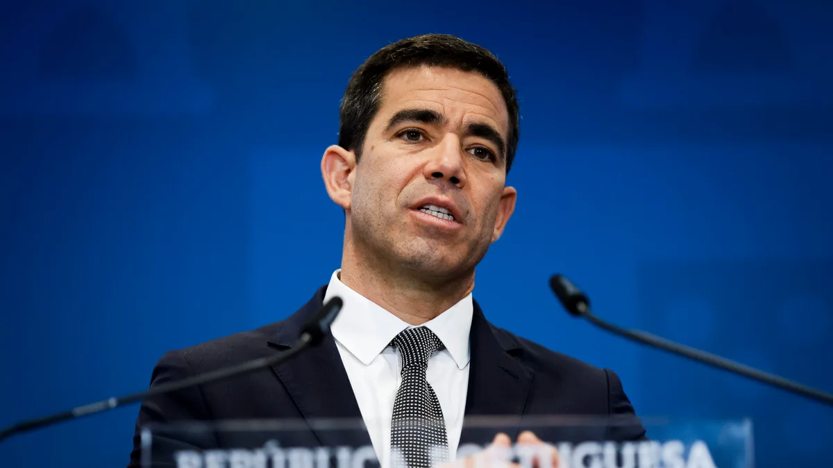 Governo reforça entrega única de documentos ao Estado e acelera licenciamento de renováveis