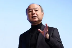 SoftBank avalia emissão de até US$ 20 bilhões para financiar aposta na OpenAI