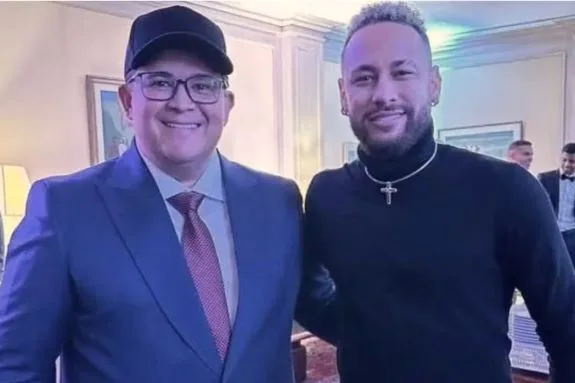 Neymar lamenta morte do empresário Bruno Avelar em acidente de helicóptero em SC