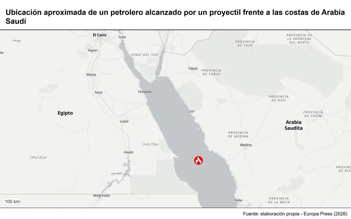 Registrado un incendio en un petrolero tras ser alcanzado por un proyectil frente a las costas de Arabia Saudí