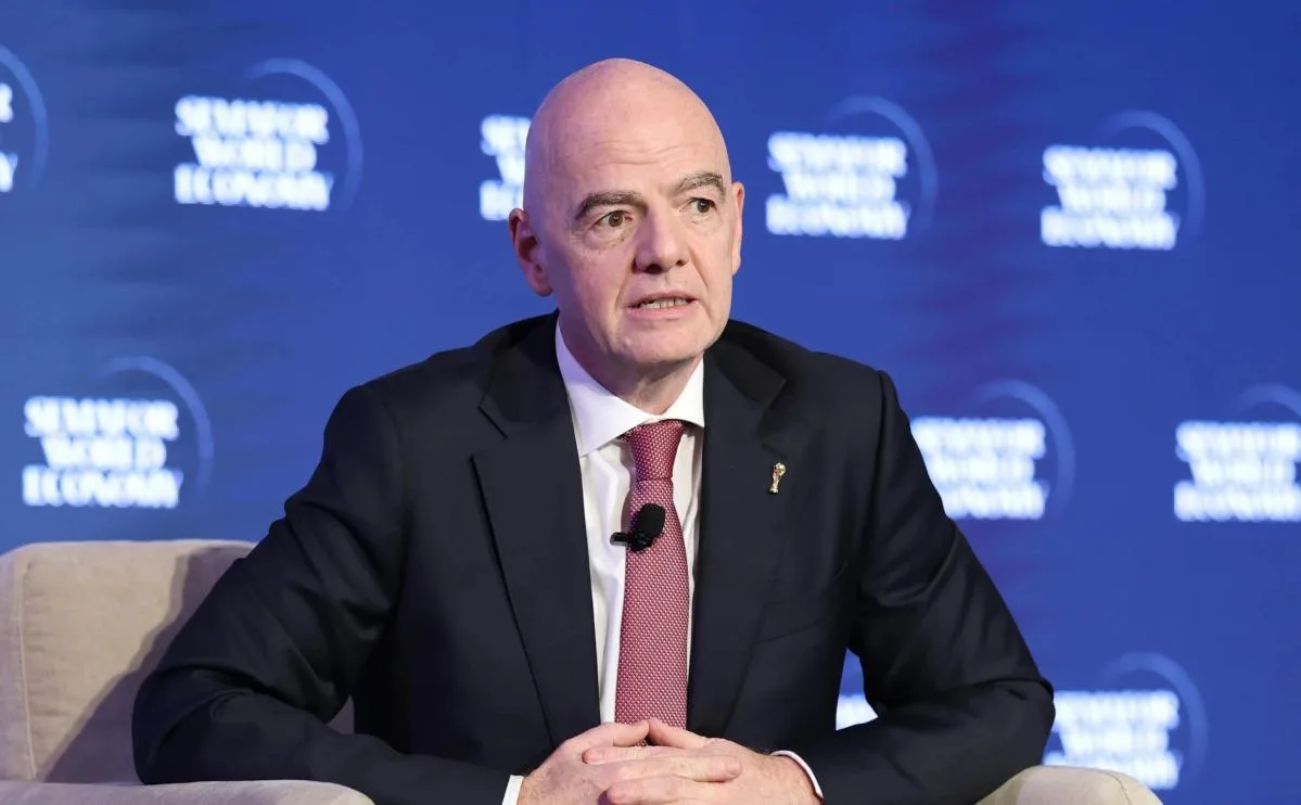 Глава ФИФА потерял поддержку вице-президента из-за ухода топ-менеджера