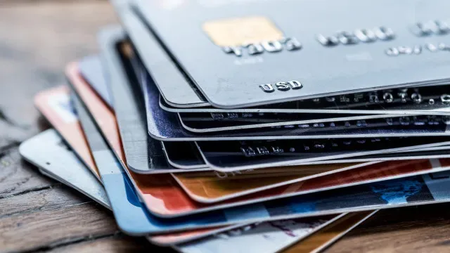 Visa autorizada a preparar entrada no mercado chinês de cartões