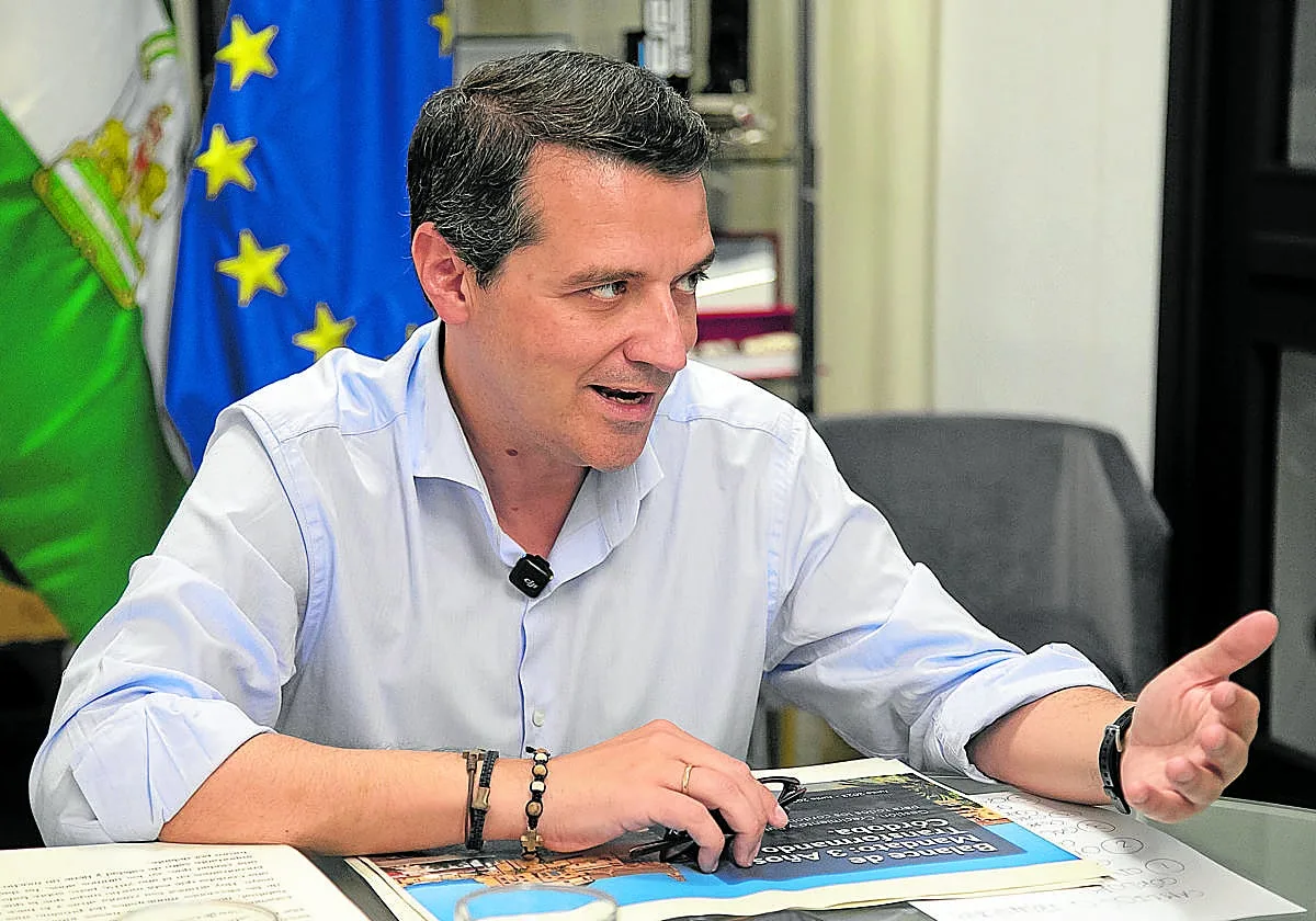 El alcalde de Córdoba defiende que que la tasa turística no debe ser generalizada