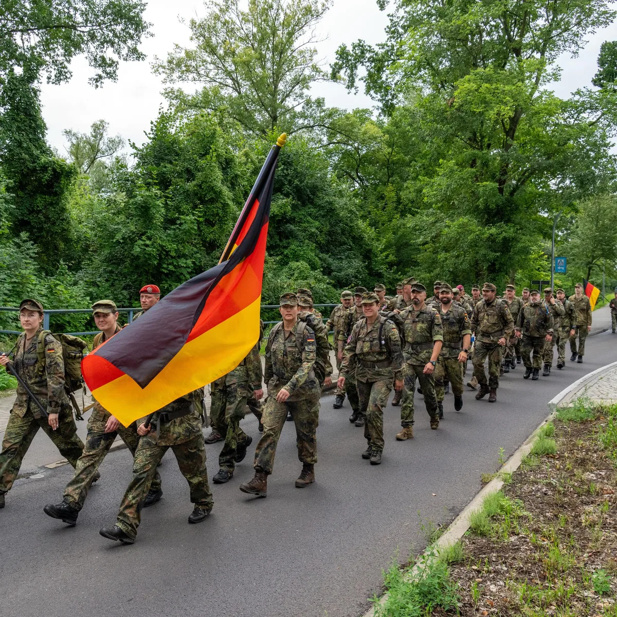 Verteidigung - Bundeswehr wächst auf höchsten Personalstand seit 13 Jahren