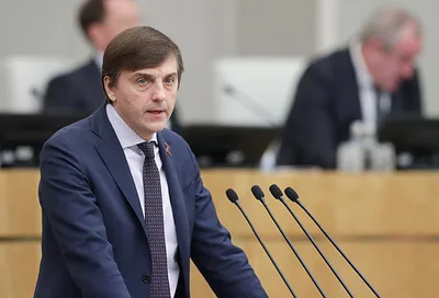 Кравцов заявил, что профильное обучение углубит знания по нужным предметам