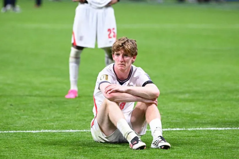 « Ce n'est pas dans l'ADN anglais » : Anthony Gordon estime que l'Angleterre ne peut pas copier le football espagnol