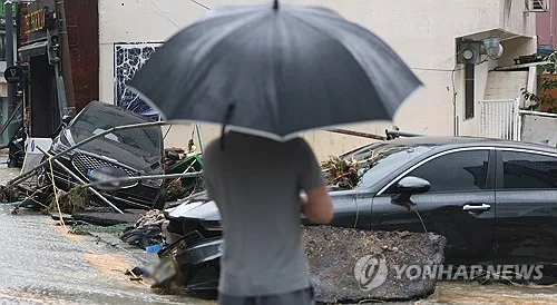 [내일날씨] 경남권 또 비 소식…전국 곳곳 최대 60㎜ 소나기