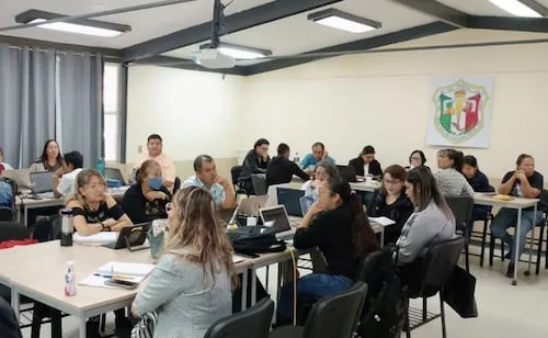 Más de 55 mil docentes de Guanajuato se preparan para el regreso a clases; fortalecerán habilidades de lectura
