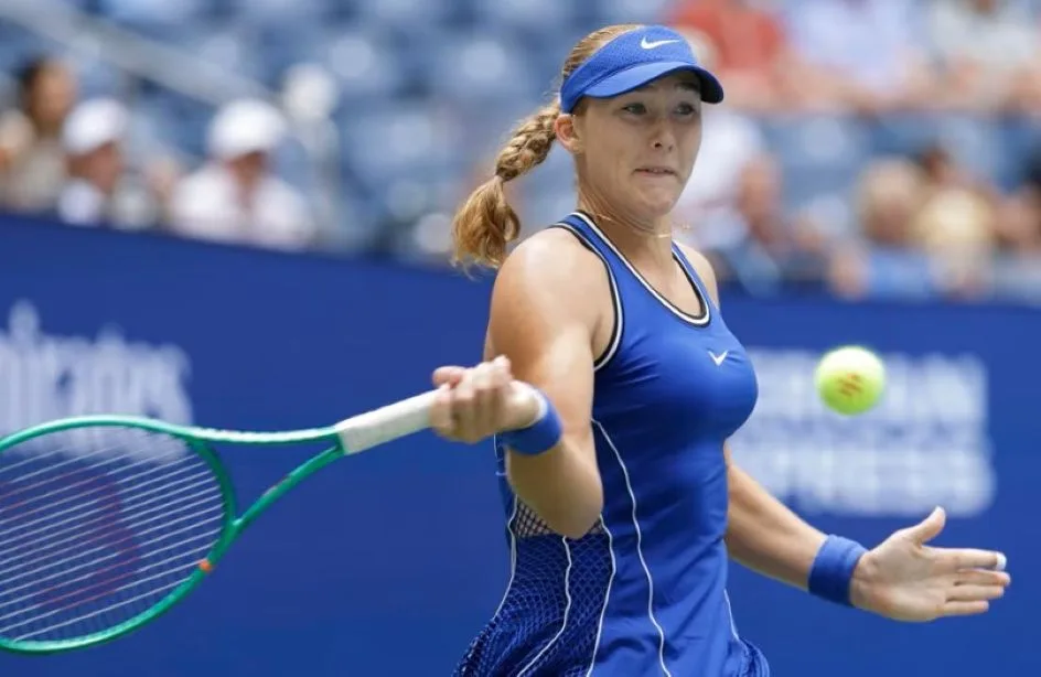 Andreeva tem Fernandez e Mertens no renovado WTA 500 de Singapura