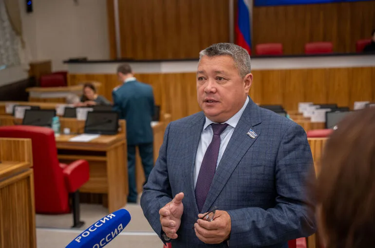 На Ямале запретили продажу вейпов и жидкостей к ним
