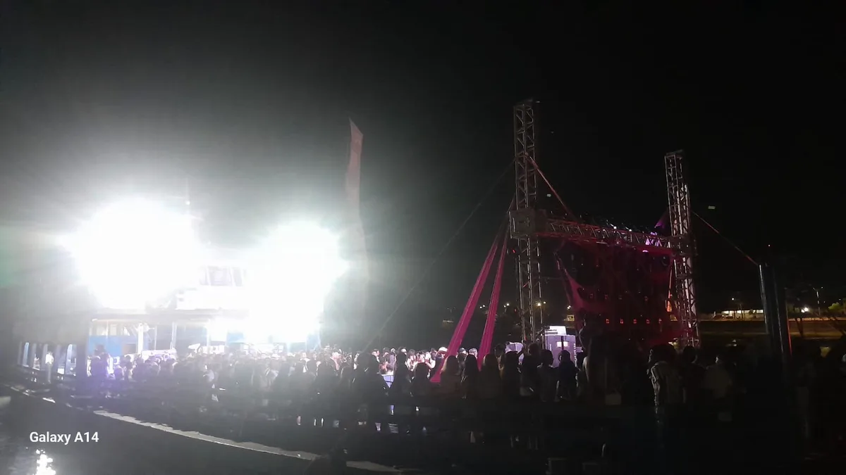Festa irregular em balsa é cancelada e arma com 17 munições é encontrada em Santarém