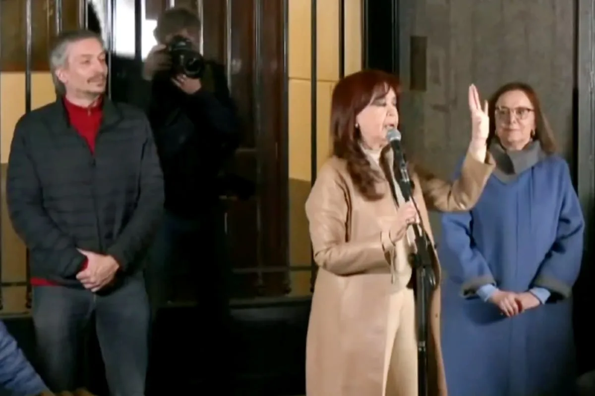 Intiman a los peritos de Hotesur y Los Sauces a terminar el análisis de los fondos que recibieron las empresas de los Kirchner