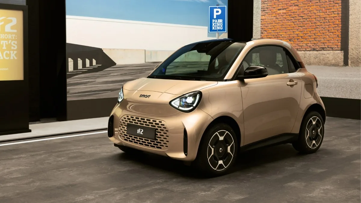 Moins de 20 000 € et 290 km d’autonomie : voici la nouvelle Smart #2, la remplaçante de l’iconique Fortwo