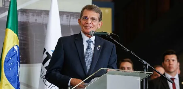 Base militar dos EUA no Brasil é pouco provável, diz ex-ministro da Defesa
