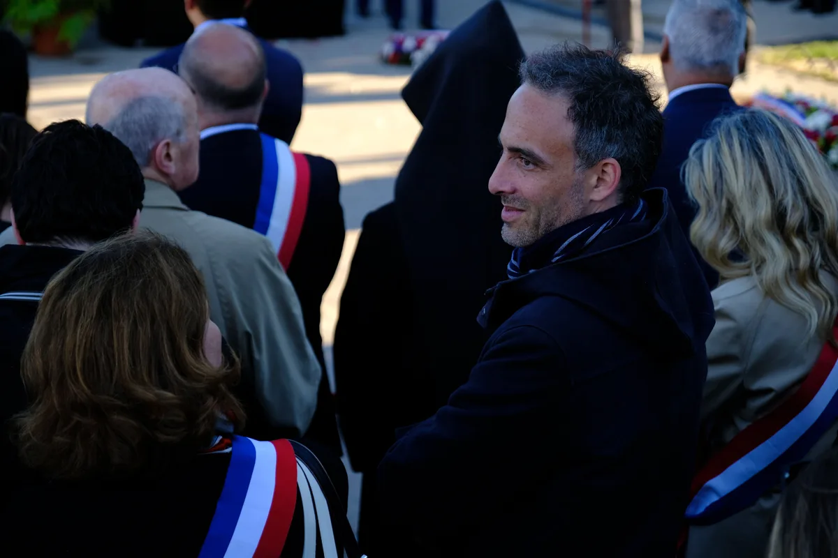 Fidèles, alliés, communicants... Plongée dans les réseaux de Raphaël Glucksmann