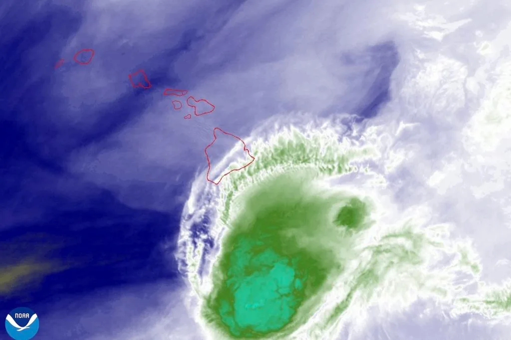 Tropical Storm Moke carrying more rain toward hurricane-damaged Hawaii