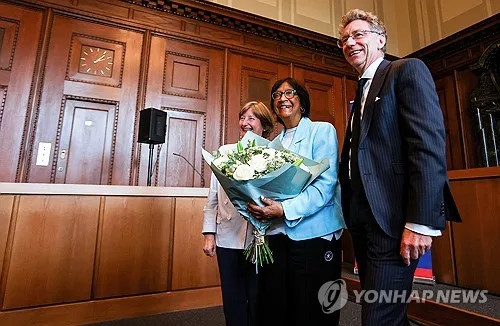 "日, ICC 침략범죄 관할권 비준 미뤄…두려운 것 없다면 결단을"