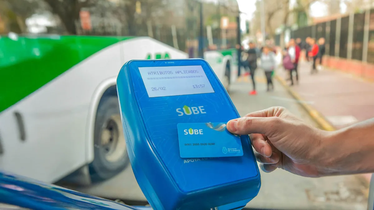 Avanza una investigación por cobrar de más a pasajeros de colectivos que incluye un presunto fraude en subsidios