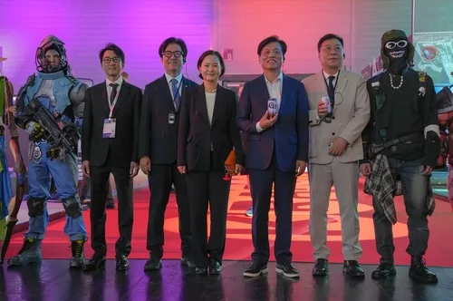 게임스컴 찾은 의원들…조승래 "게임산업 지원에 노력"