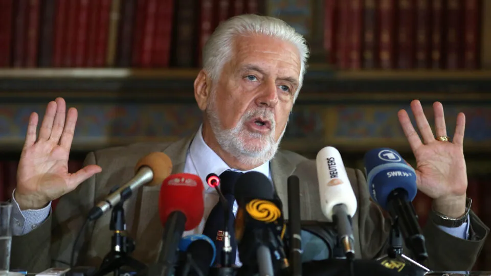 TRE-BA tira do ar site com simulação de Whatsapp de Vorcaro a pedido de Jaques Wagner