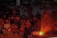 Alunos de Gaza retornam a escolas danificadas pela guerra
