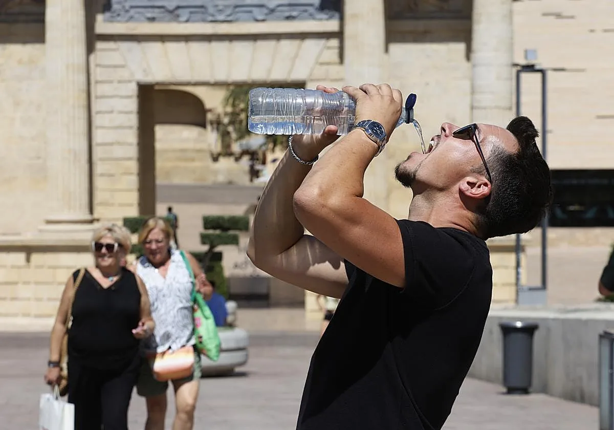 El verano se va pero el calor no: Córdoba tendrá la semana que arranca máximas de hasta 37 grados