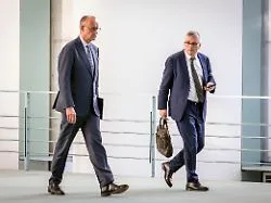 Streit über Umfragewerte: Forsa kontert Merz-Sprecher: Regierung sollte Unzufriedenheit ernst nehmen
