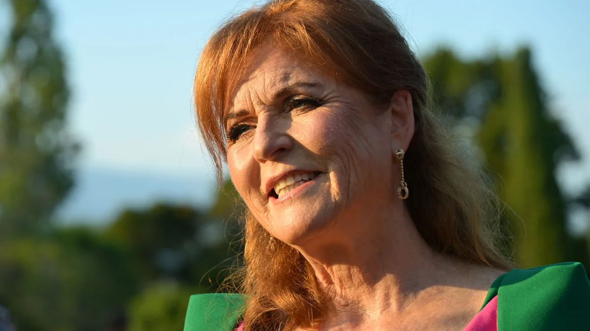 Sarah Ferguson pone fin a su 'exilio' y sigue la estela de los duques de Sussex: así será su vuelta a Reino Unido
