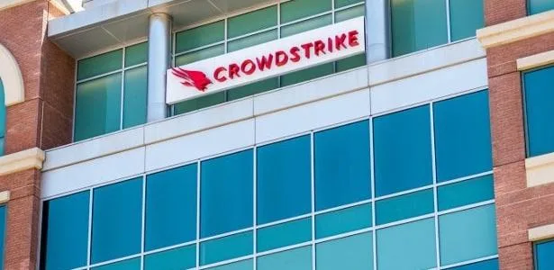 CrowdStrike sai do prejuízo e lucra US$ 5,3 milhões no 2º trimestre fiscal