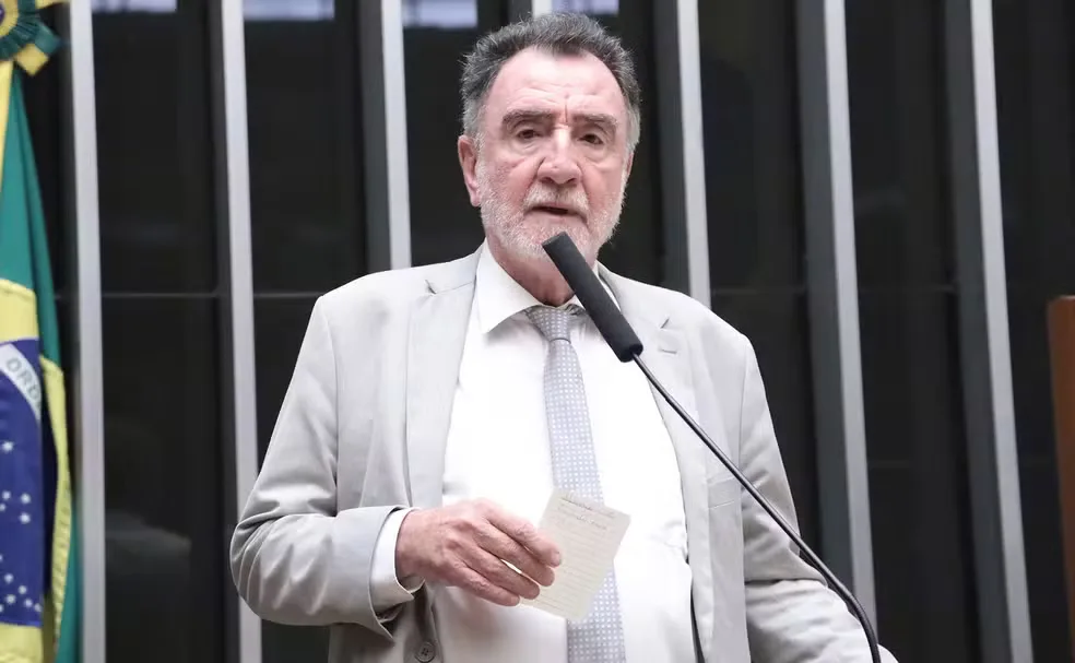 O motivo da ausência de Patrus Ananias no debate da Band