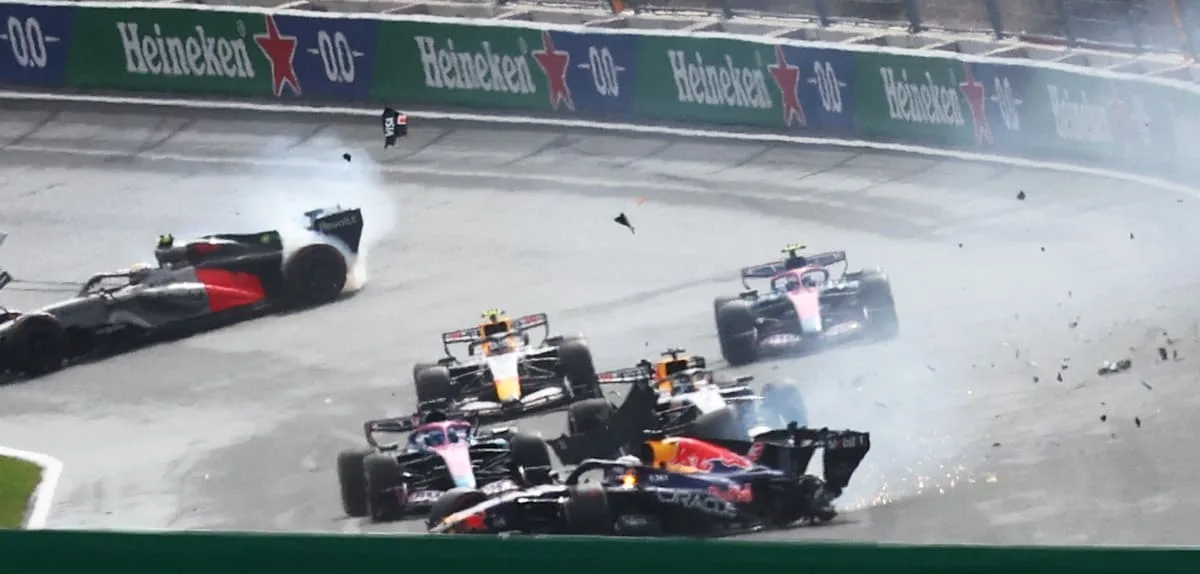 Crash in Runde eins – Verstappen-Drama bei seinem letzten Heim-Grand-Prix