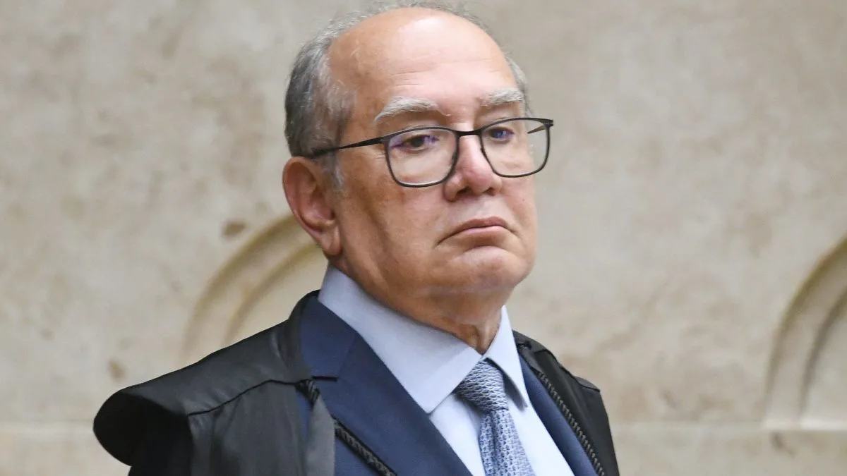 Gilmar Mendes entra em cena para adiar julgamento de Moraes após quebra de sigilo do Master