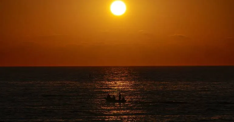 Mar Mediterrâneo mais salgado e quente