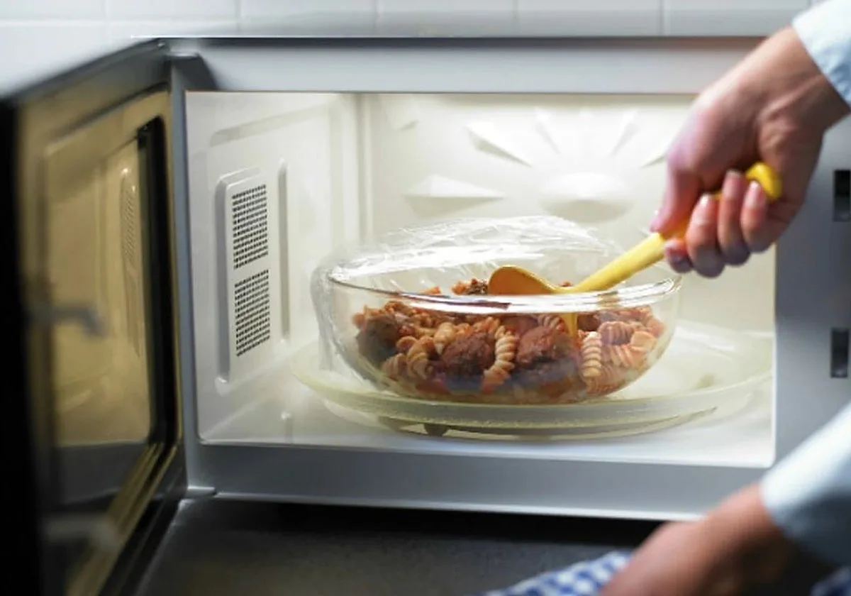 Fiambreras eléctricas para comer en la oficina como en casa y sin usar el microondas común