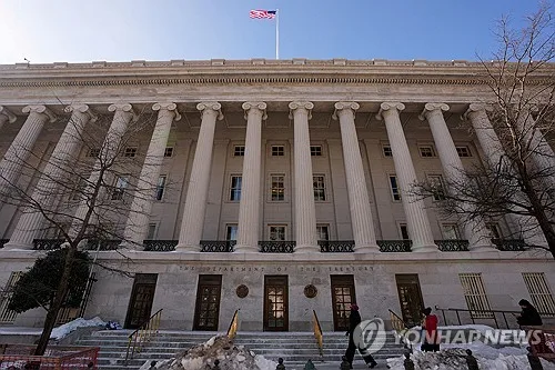 미국 장기 국채 TLT, 2004년 이후 최저가