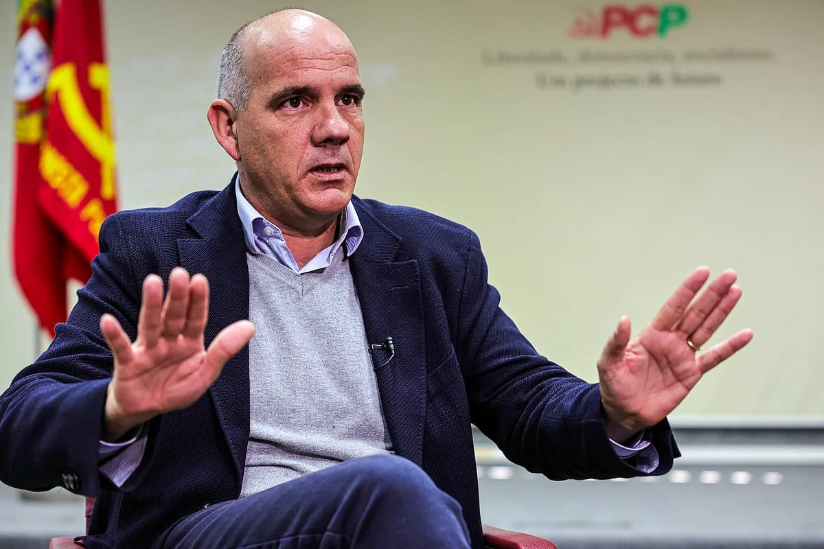 PCP critica lucros petrolíferos "à custa da desgraça das pessoas" e exige fixação de preços dos combustíveis