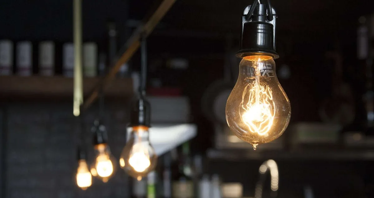 Consumidores poderão escolher fornecedores de energia a partir de 2027