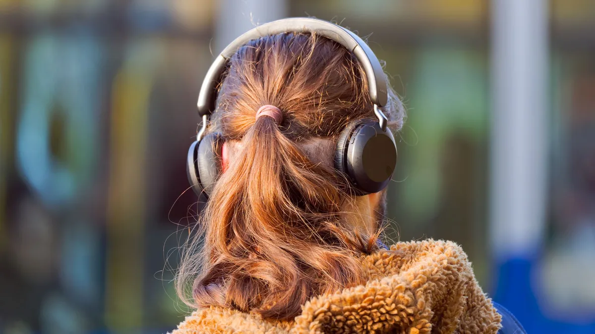 Playing music out loud on the bus? You could soon be fined £100