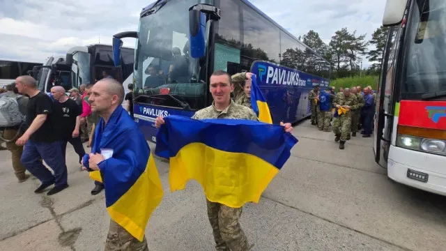 Kyiv e Moscovo trocam 103 prisioneiros de guerra de cada lado