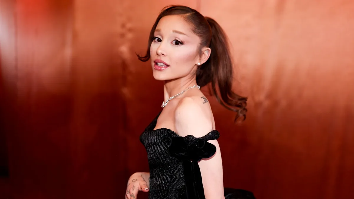 Sie verschwindet von der Bühne - Ariana Grande hält herzzerreißende Rede