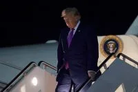 Conheça a aeronave utilizada por Trump em voo secreto após ameaça do Irã