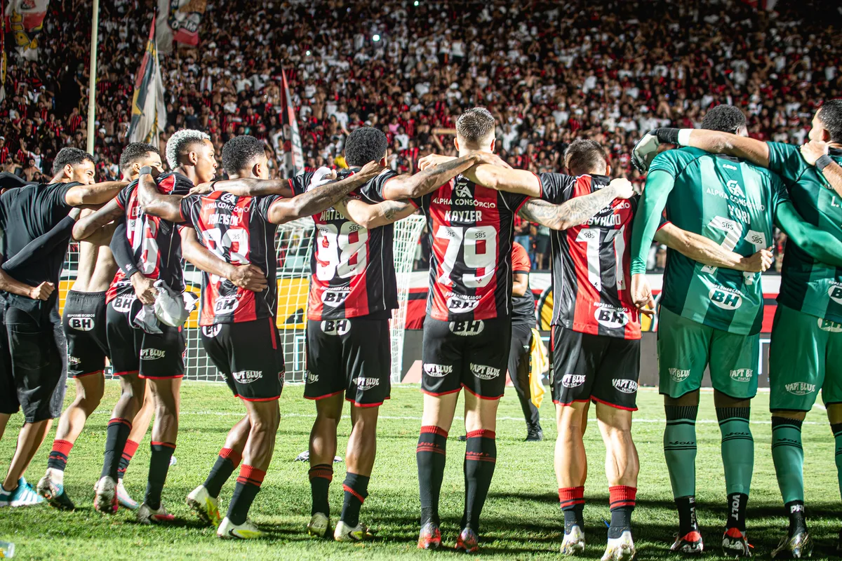 Vitória dispara em chances de Sul-Americana e permanência na Série A