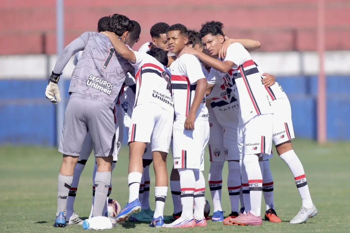 São Paulo leva três do Fortaleza e perde chance de entrar no G8 do Brasileiro sub-17